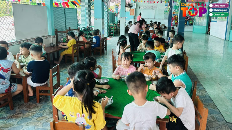Bep-an-tai-cho-dam-bao-dinh-duong-va-an-toan-dongthaptoplist