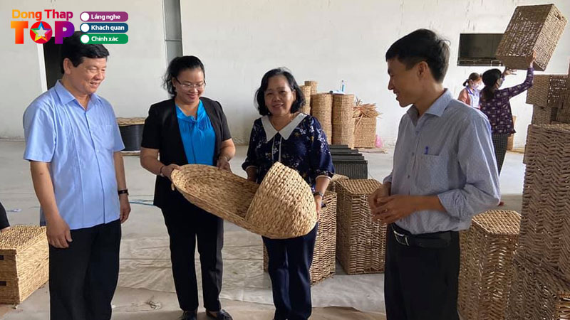 Cong-ty-co-phan-artex-dong-thap-doi-tac-toan-cau-va-doi-ngu-chuyen-nghiep-dongthaptoplist